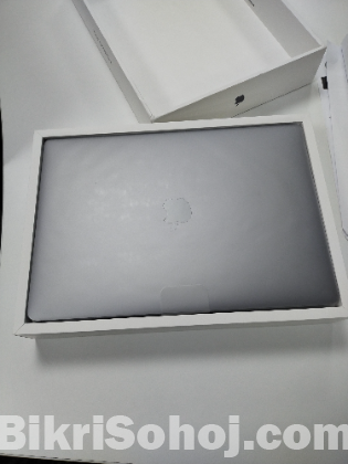 MacBook pro m1 (NEW)